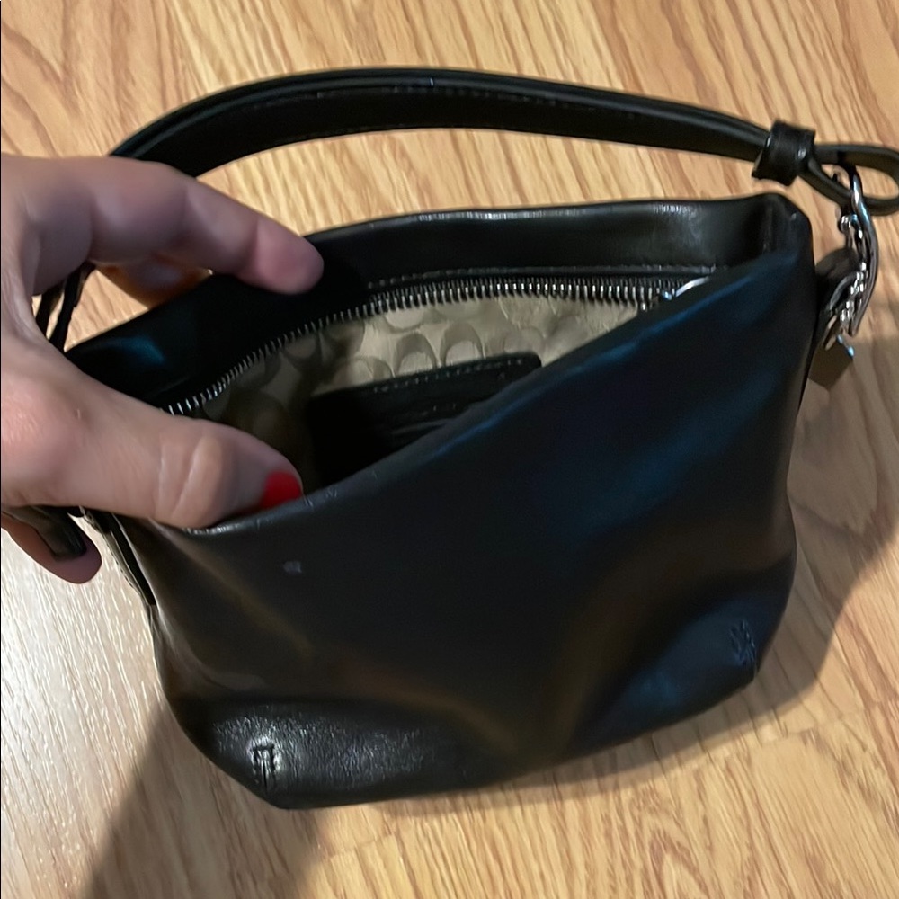 Coach Black Leather Shoulder Bag - Picture 2 of 12